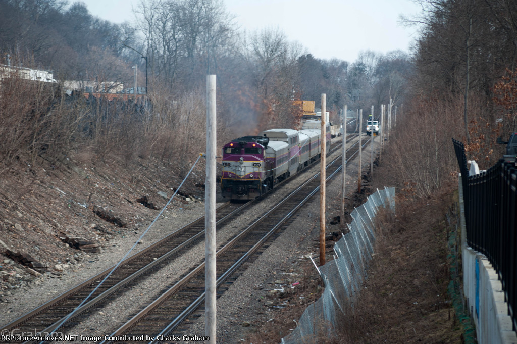 MBTA 1121 Squeezing past MOW